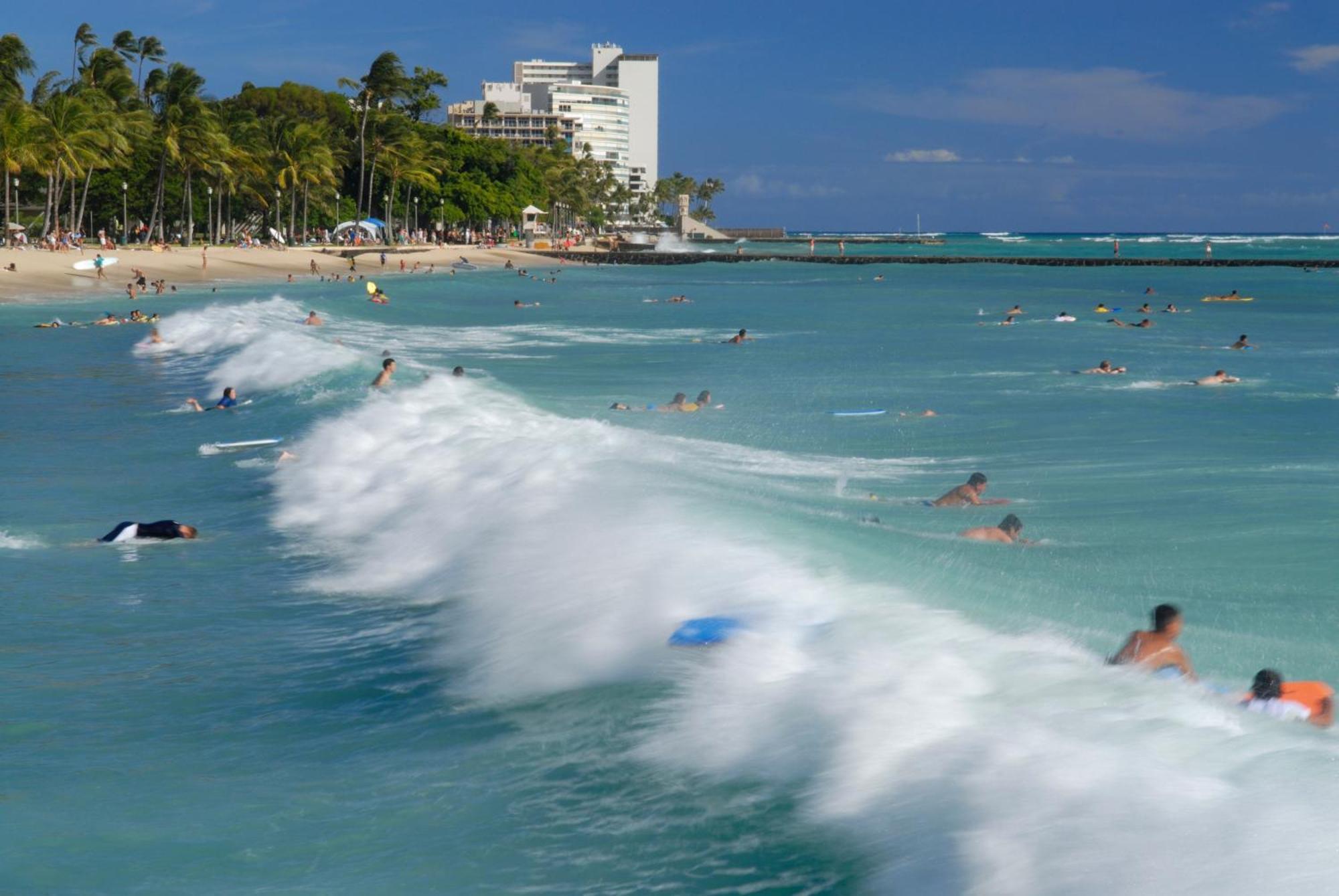 Aloha Vibes With Ocean Views, Near Beach & Parking! Honolulu Exterior foto